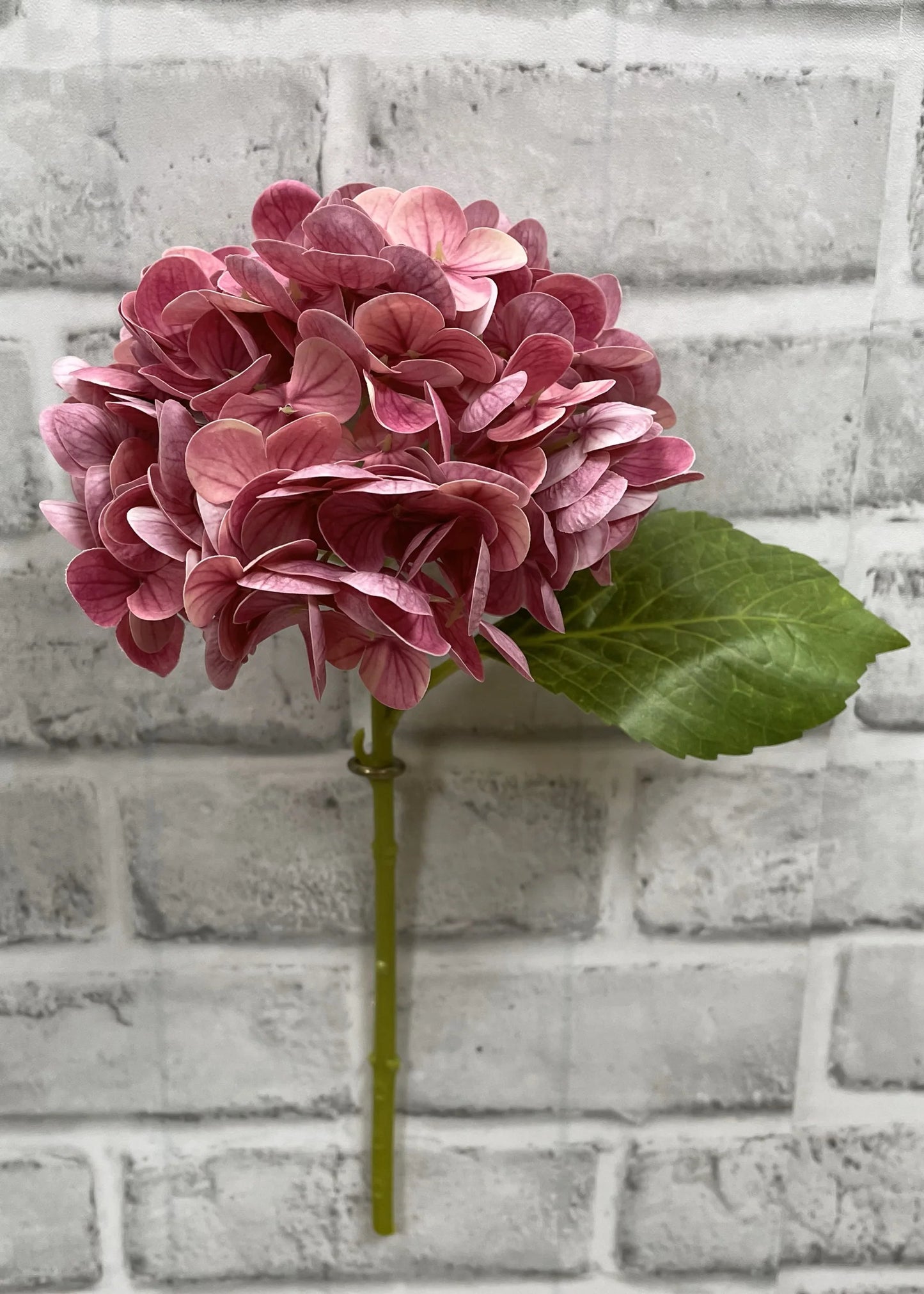 Fresh Touch Rose Hydrangea Stem 12"