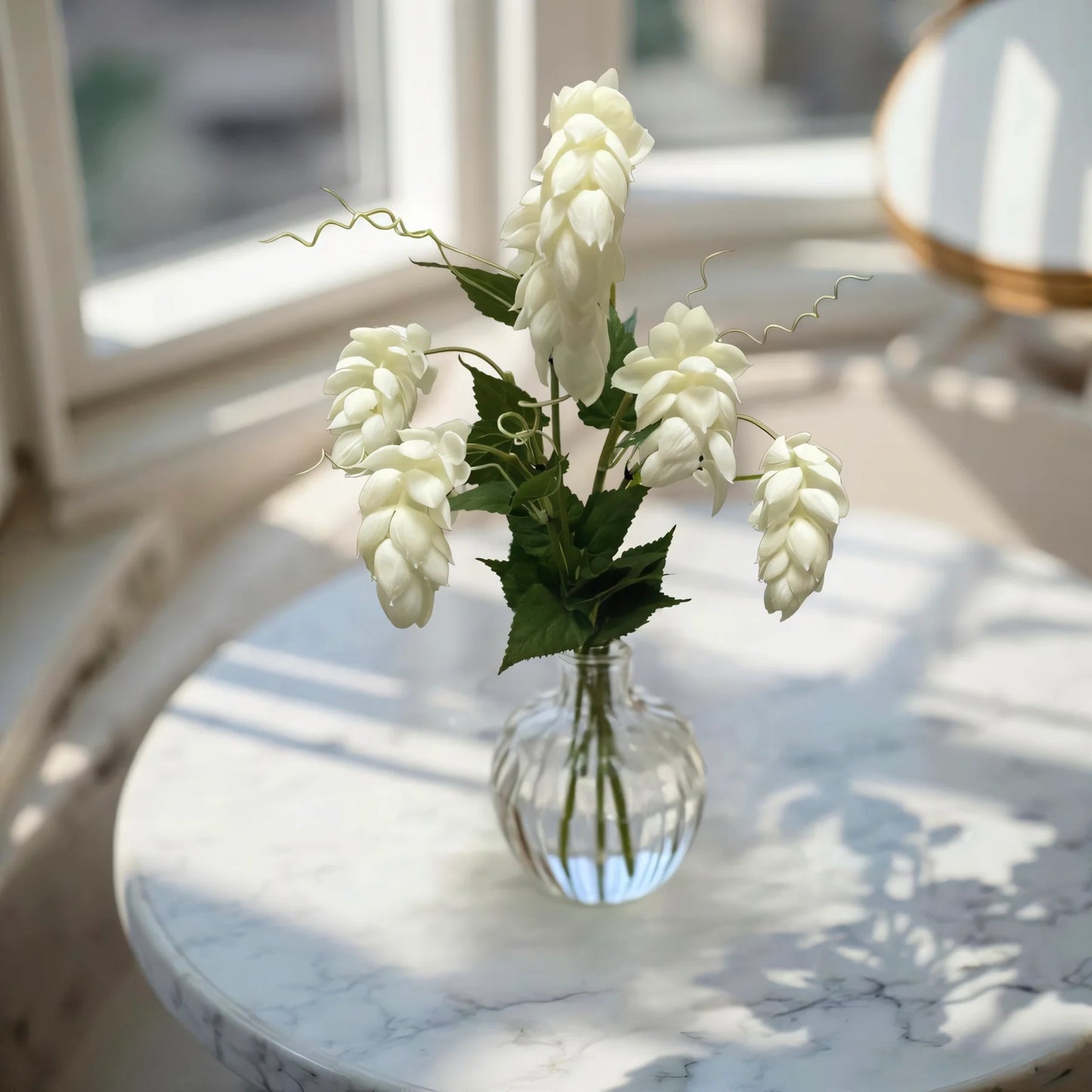 Fresh Touch White Hops 25.5"