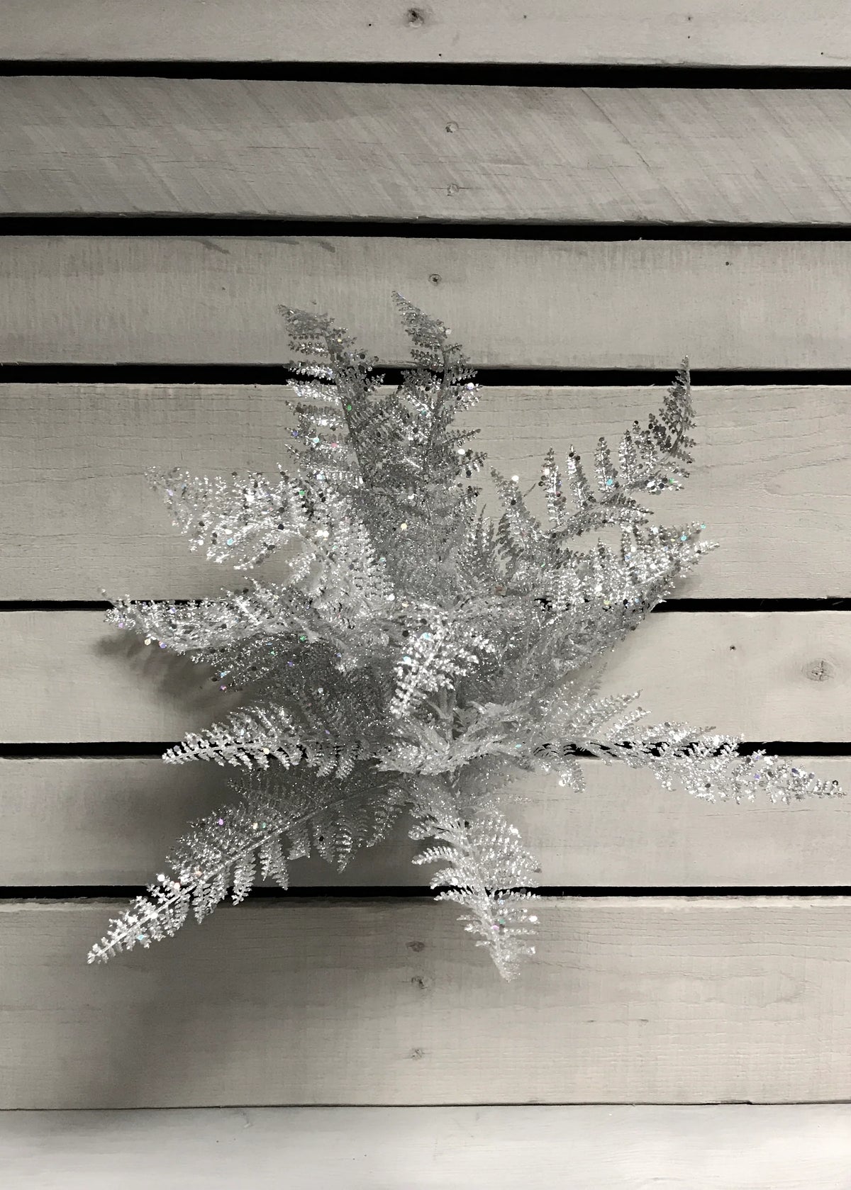 16" Silver Lace Fern Spray
