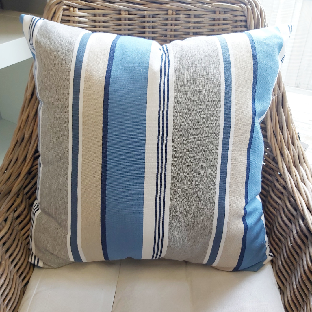 Indoor/Outdoor Cushion - Brise Denim 20"