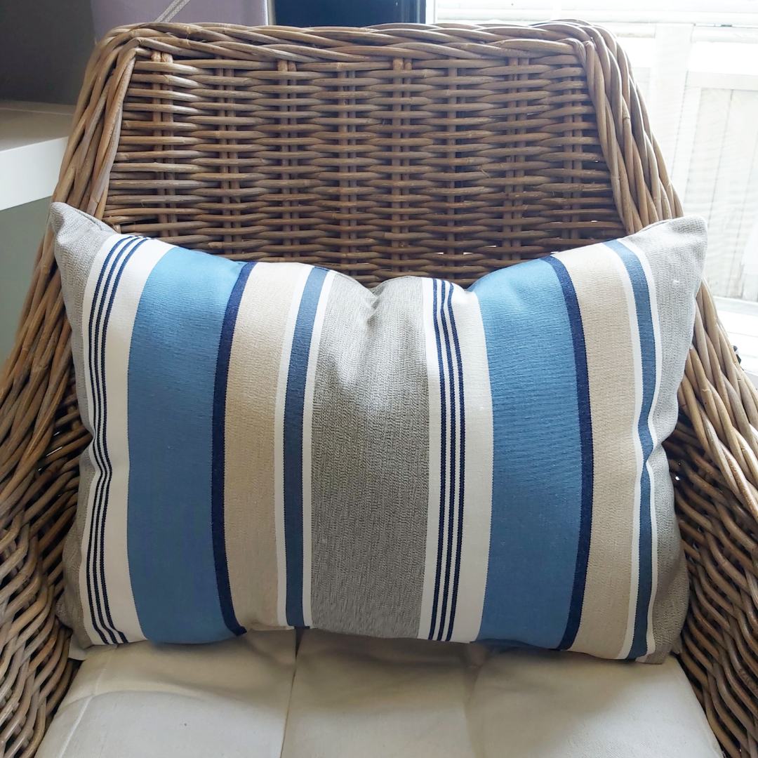 Indoor/Outdoor Cushion - Brise Denim 14X20"