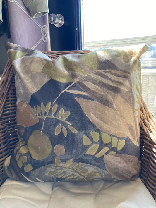 Cushion - Growing Garden Earth 20"