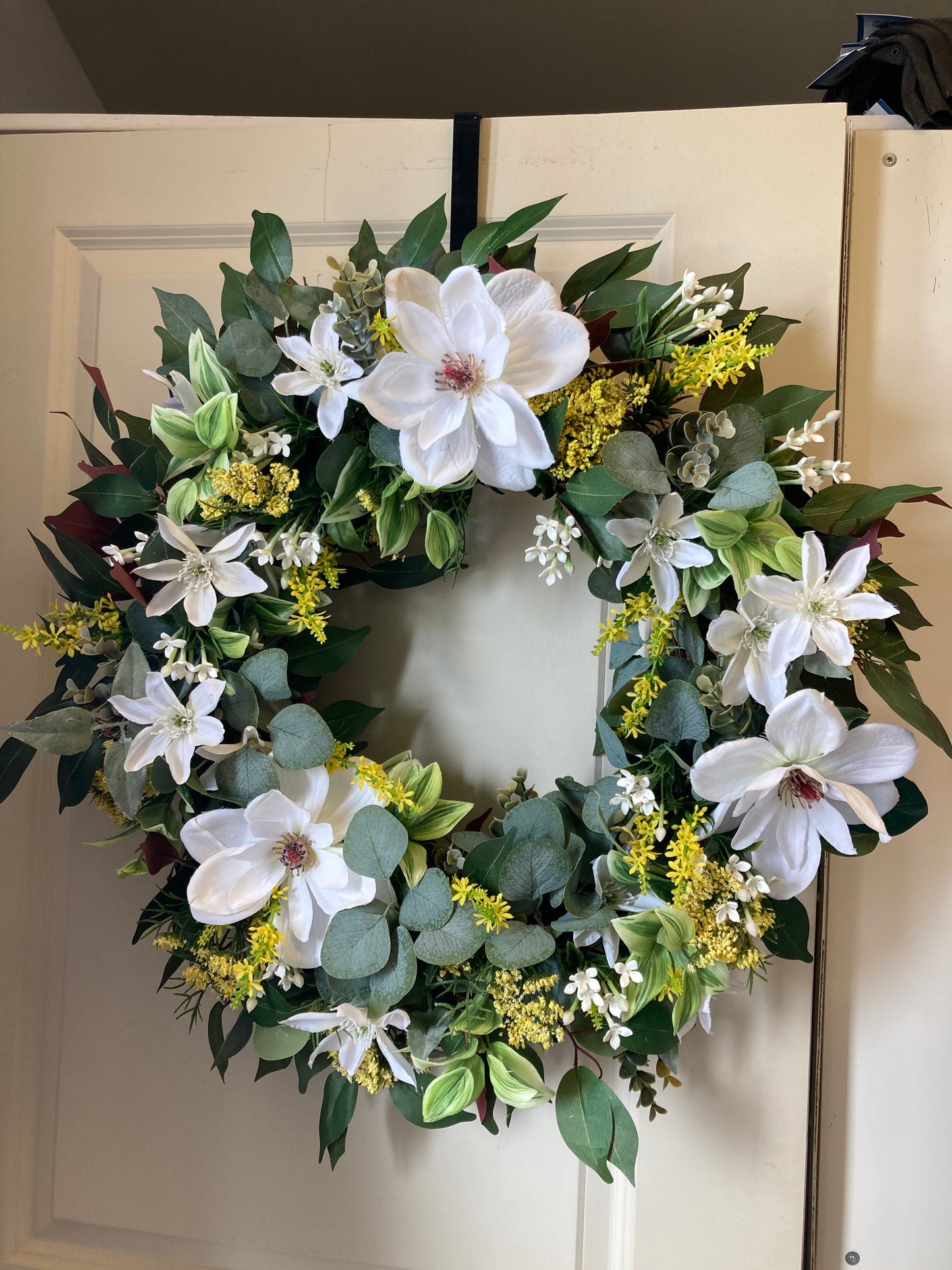 Magnolia and Queen's Ann's Lace Wreath - Pick Up Only