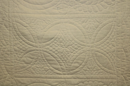 Dream Off White Quilt Set