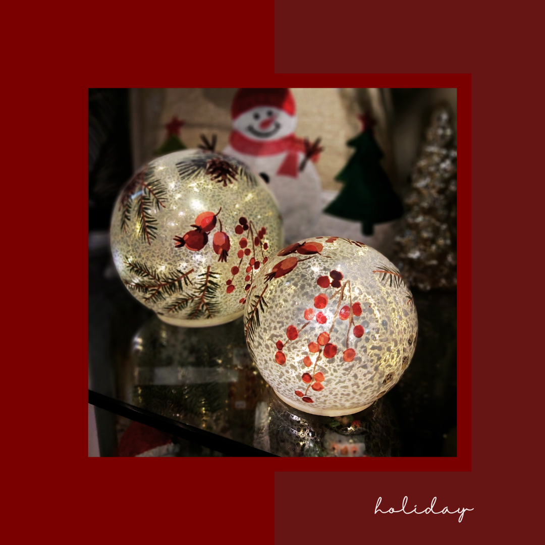 Holiday Candles & LED Decor