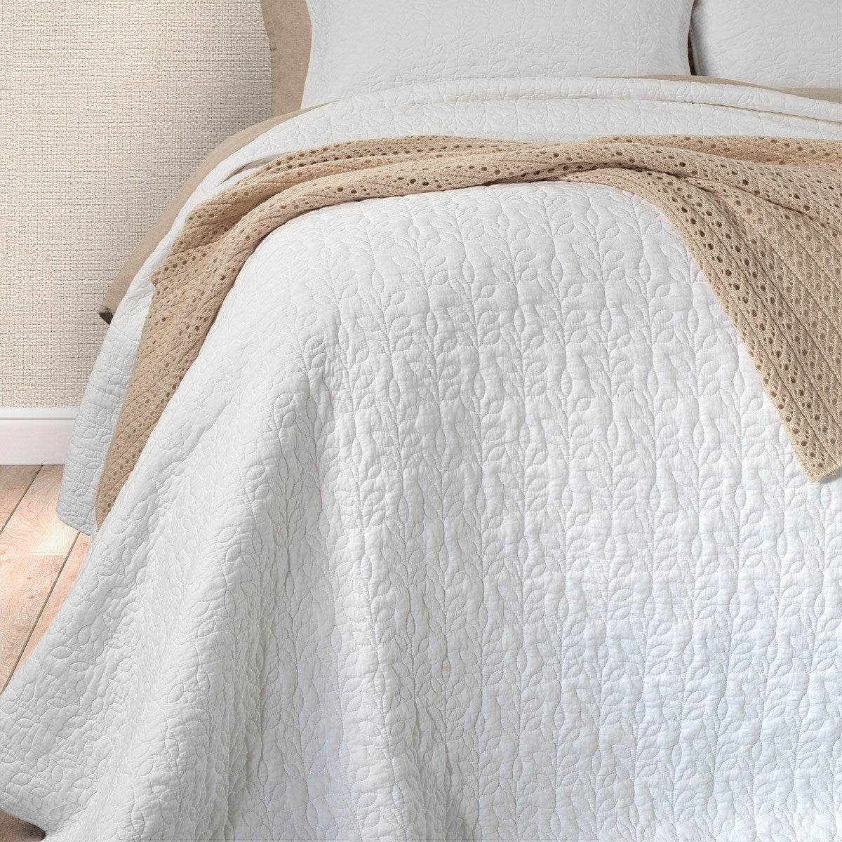 Foliage Quilt and Sham set - Brunelli - Joshua & Company