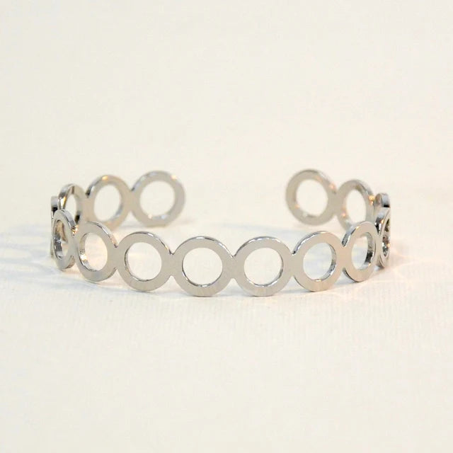 Adjustable Bangle Linked Circle- Silver