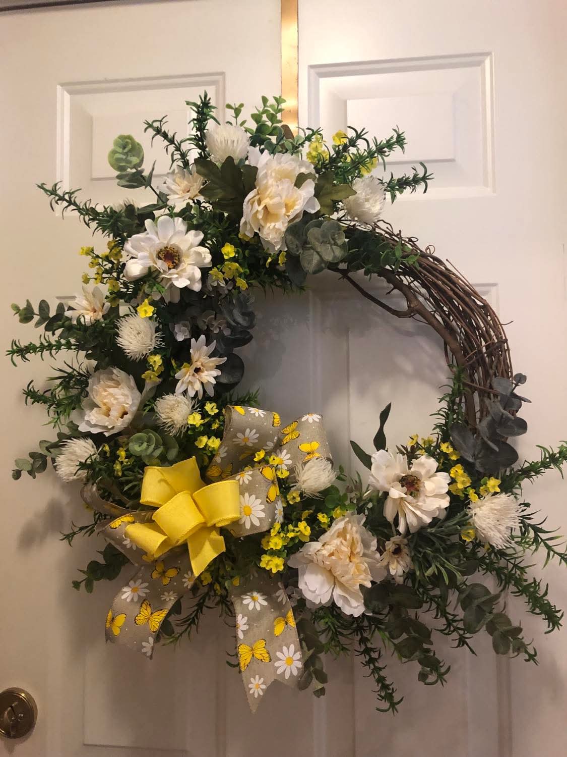 Yellow Spring Wreath with Bee Ribbon *Pick Up Only