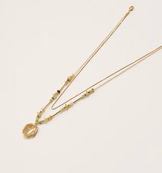 Short Necklace with Green Natural Stone and Gold-Tone