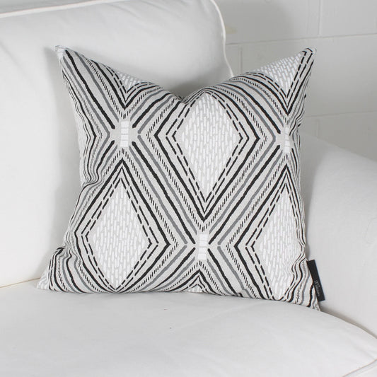 Maeva Cushion - Black and White