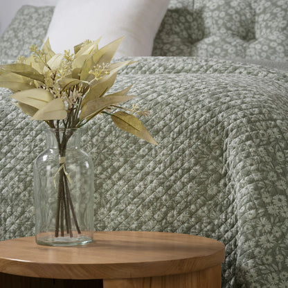 Maggie Green Flowered Quilt and Sham set- Brunelli