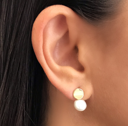 Gold Sea Pearl Earring