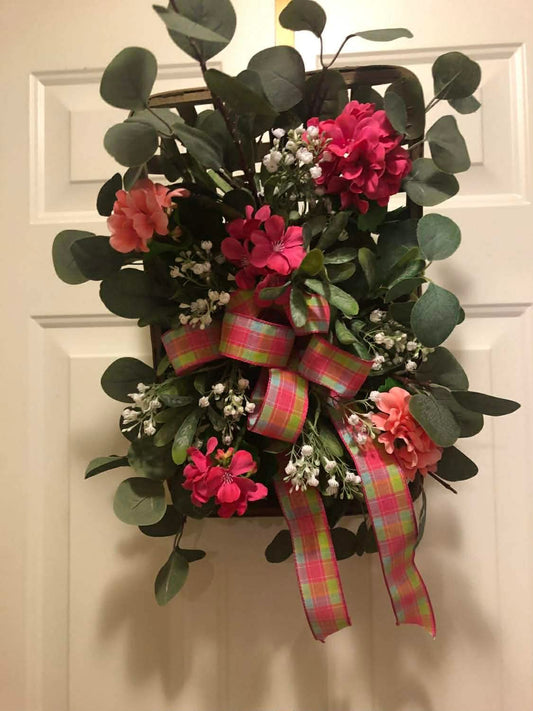 Floral in Tobacco Basket *Pick Up Only
