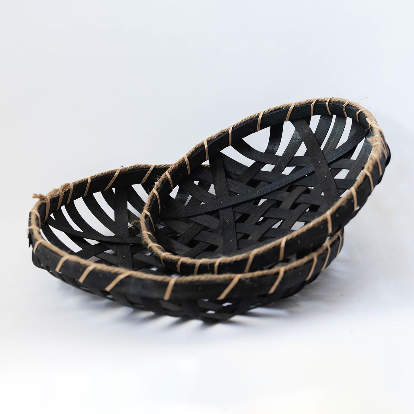 Black Round Woven Tray - Assorted Sizes