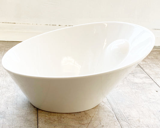 Maxwell & Williams Deco Biscuit Bowl 26cm x 23cm