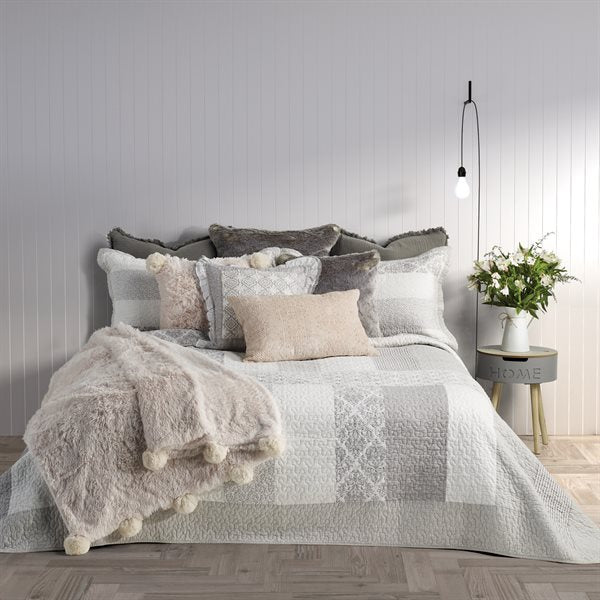 Cotton Patchwork Quilt Set in Shades of White and Grey 